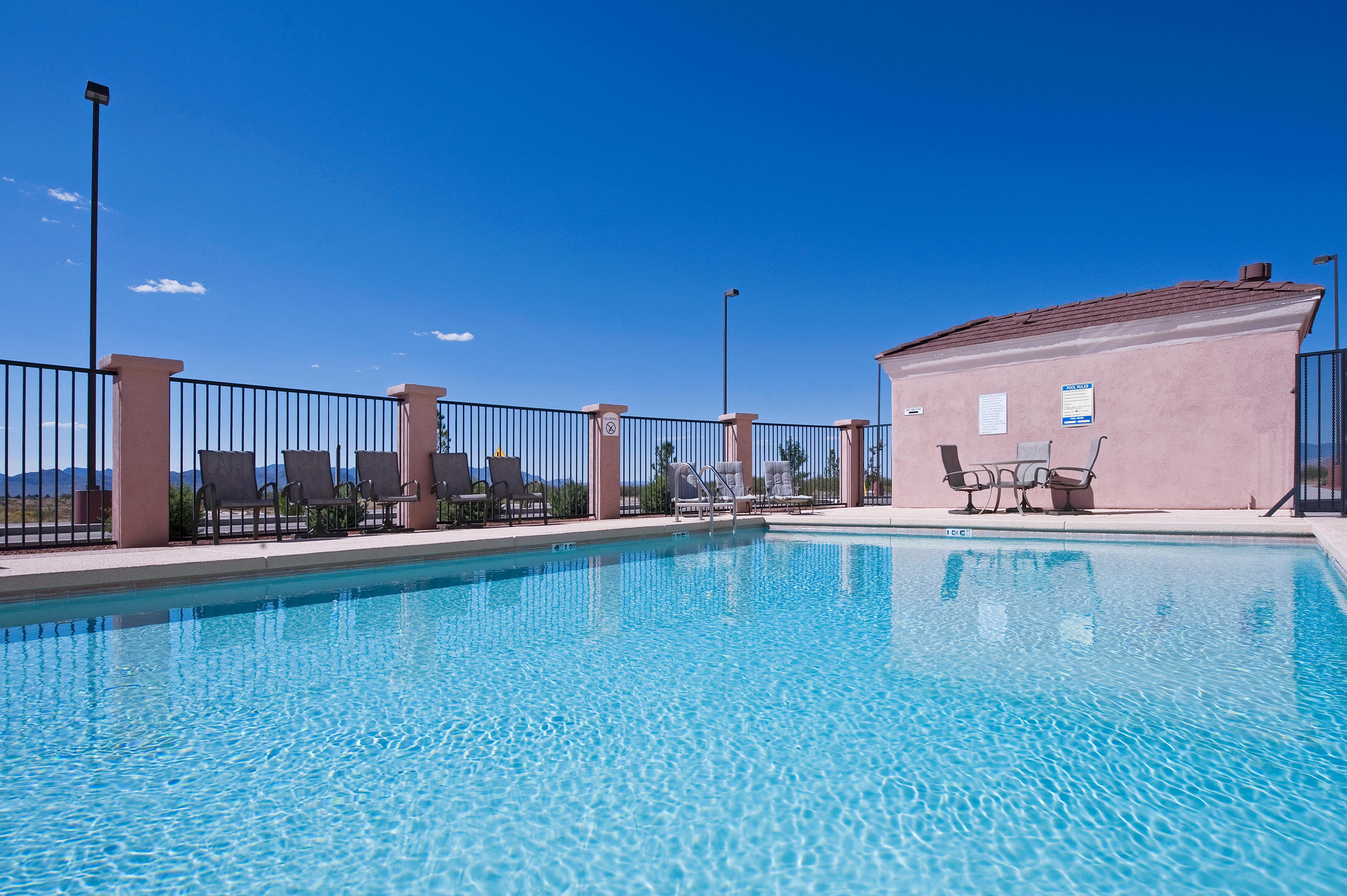 Holiday Inn Express & Suites Willcox Eksteriør billede
